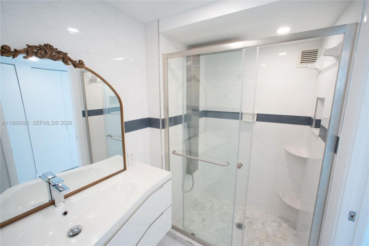 11 Island Ave, Unit 1107, Miami Beach, FL 33139 Photo