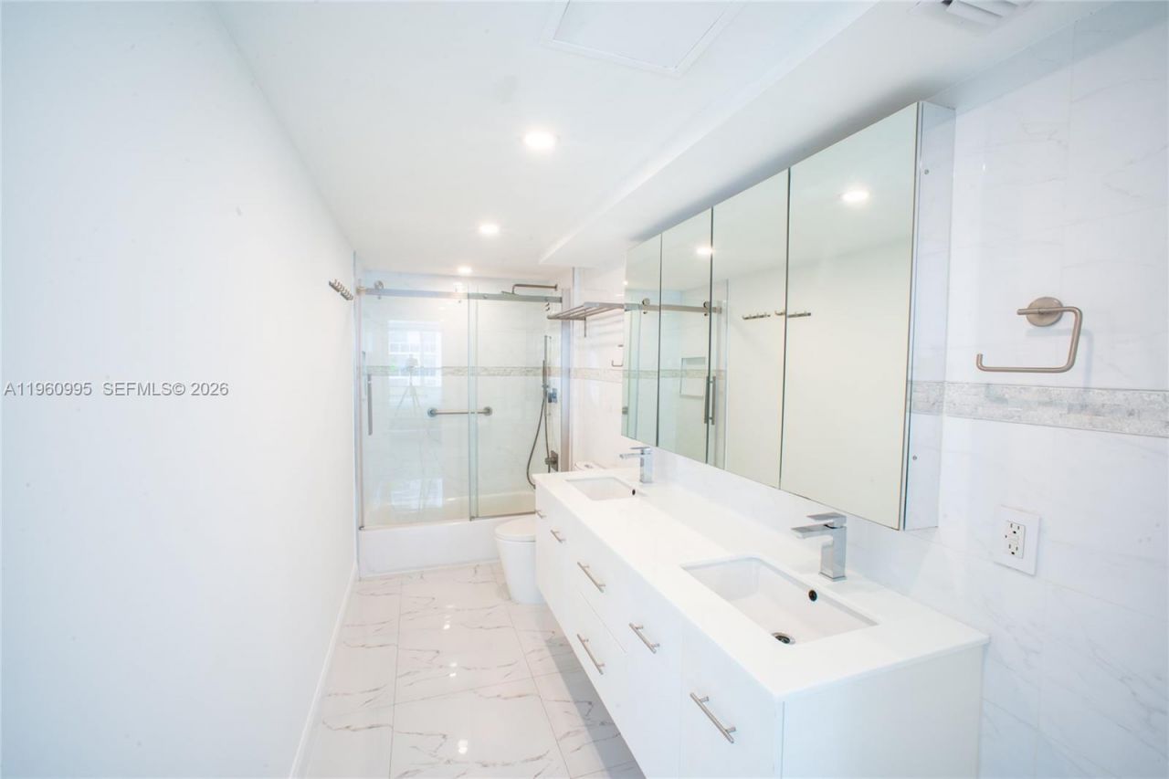 11 Island Ave, Unit 1107, Miami Beach, FL 33139 Photo