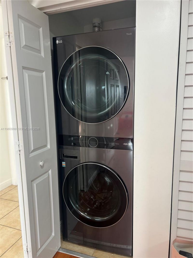 888 S Douglas Rd, Unit 1103, Coral Gables, FL 33134 Photo