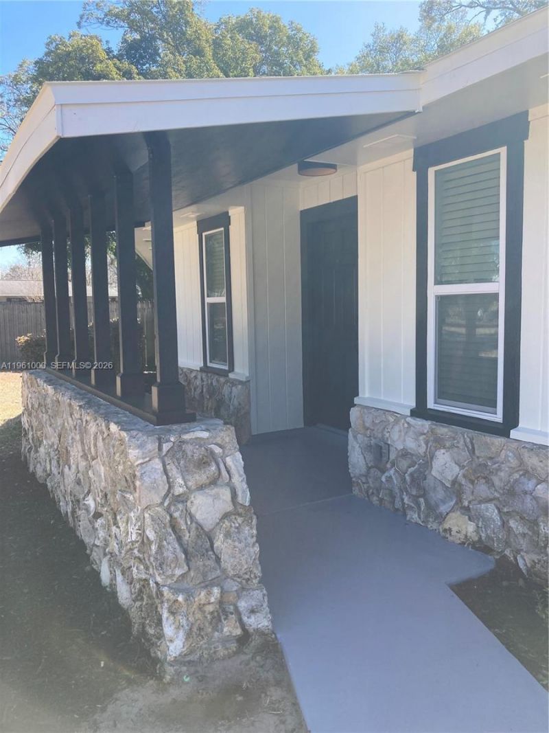 2020 NE 11 Place, Ocala, FL 34470 Photo