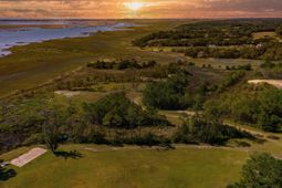 2739 Hamlin Beach Road photo 4