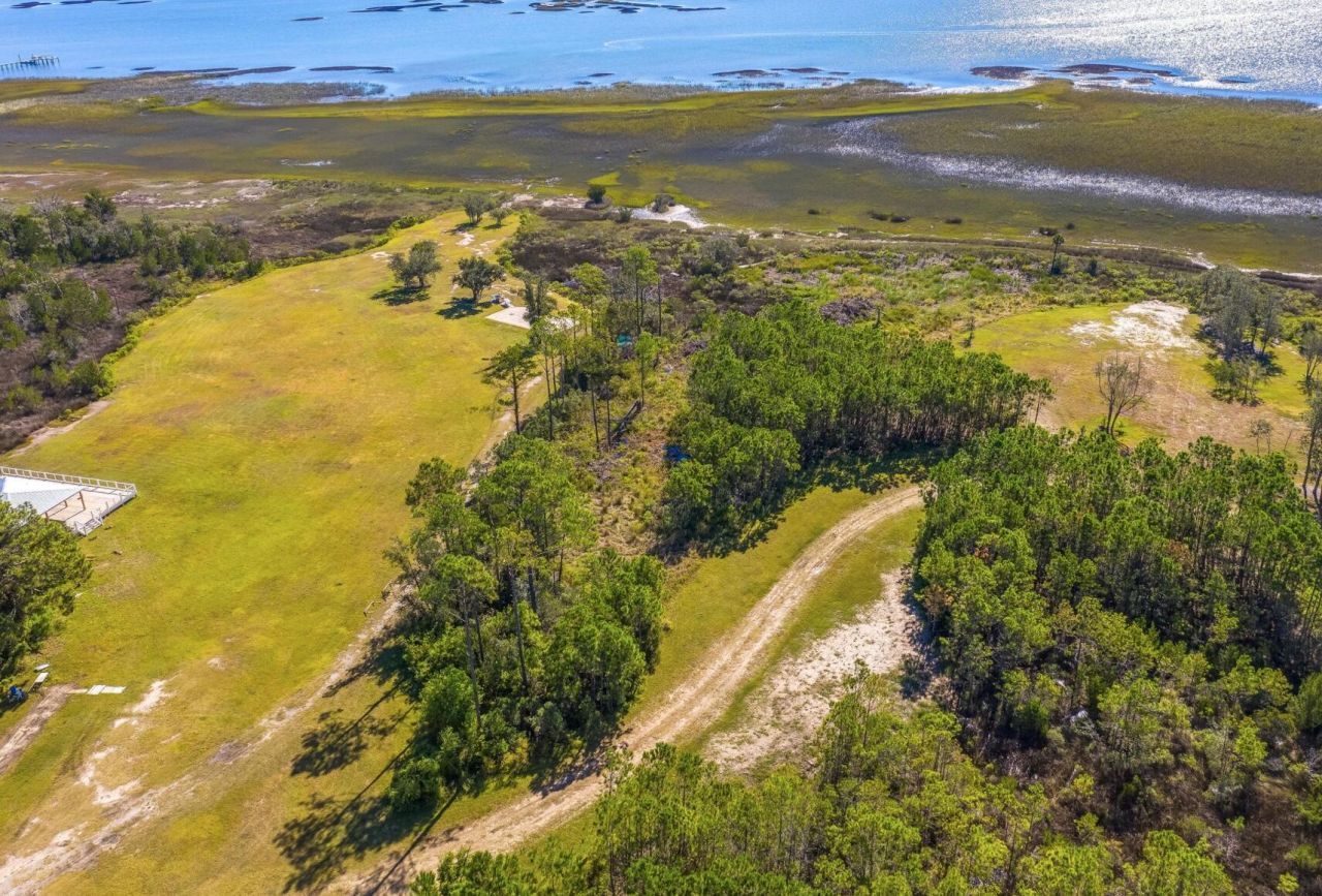 2739 Hamlin Beach Road Photo 8