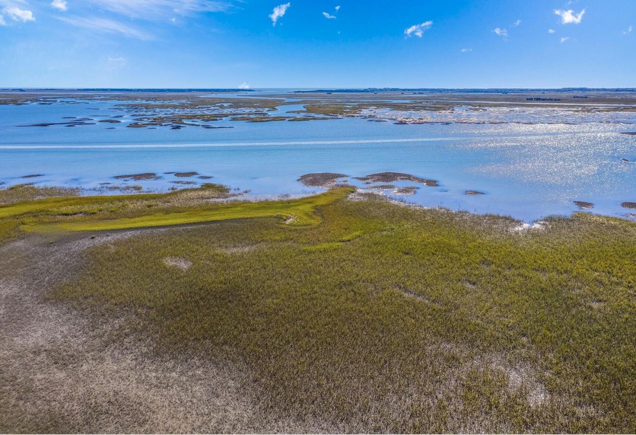 2739 Hamlin Beach Road Photo 9