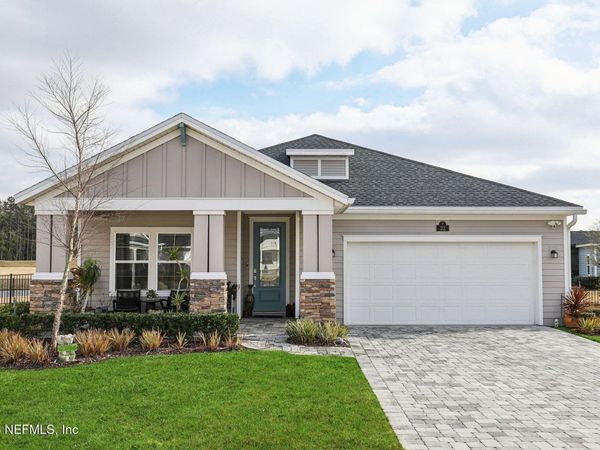 22 MONEYBALL Circle, St. Johns, FL 32259