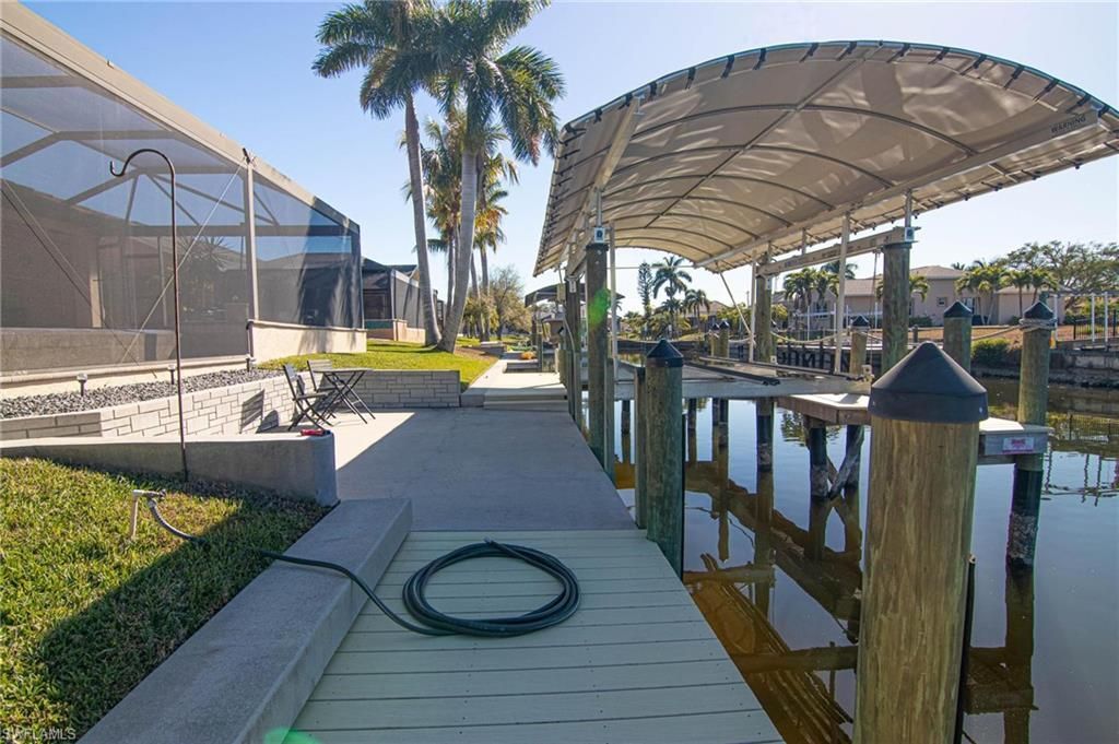 4122 SW 21st Pl, Cape Coral, FL 33914 Photo