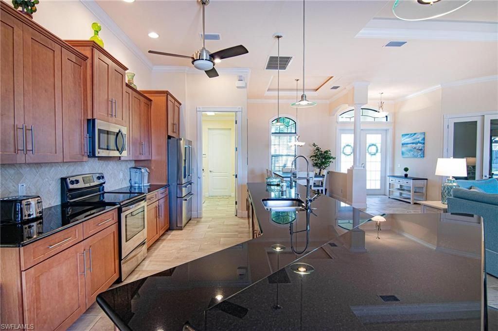 4122 SW 21st Pl, Cape Coral, FL 33914 Photo