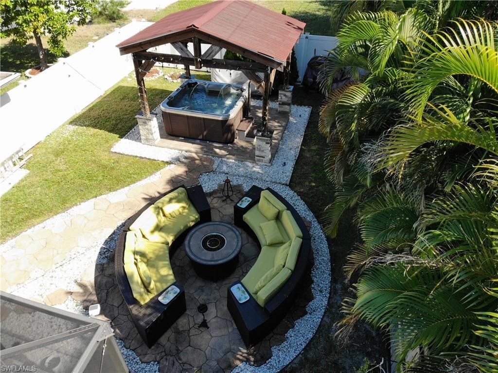 320 SE 28th Ter, Cape Coral, FL 33904 Photo