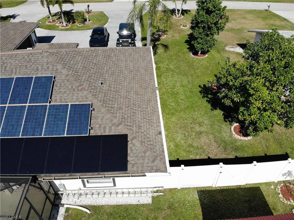 320 SE 28th Ter, Cape Coral, FL 33904 Photo