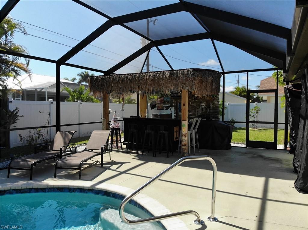 320 SE 28th Ter, Cape Coral, FL 33904 Photo
