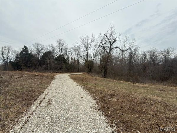 120 Donovan Road, Lebanon, MO 65536