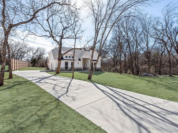 2017 Shady Creek Crossing, Azle, TX 76020