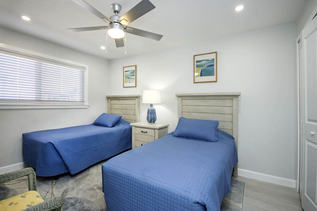 827 E Gulf Dr, Unit E4, Sanibel, FL 33957 Photo