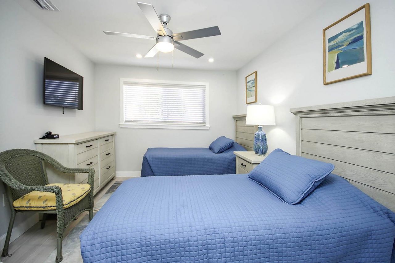 827 E Gulf Dr, Unit E4, Sanibel, FL 33957 Photo