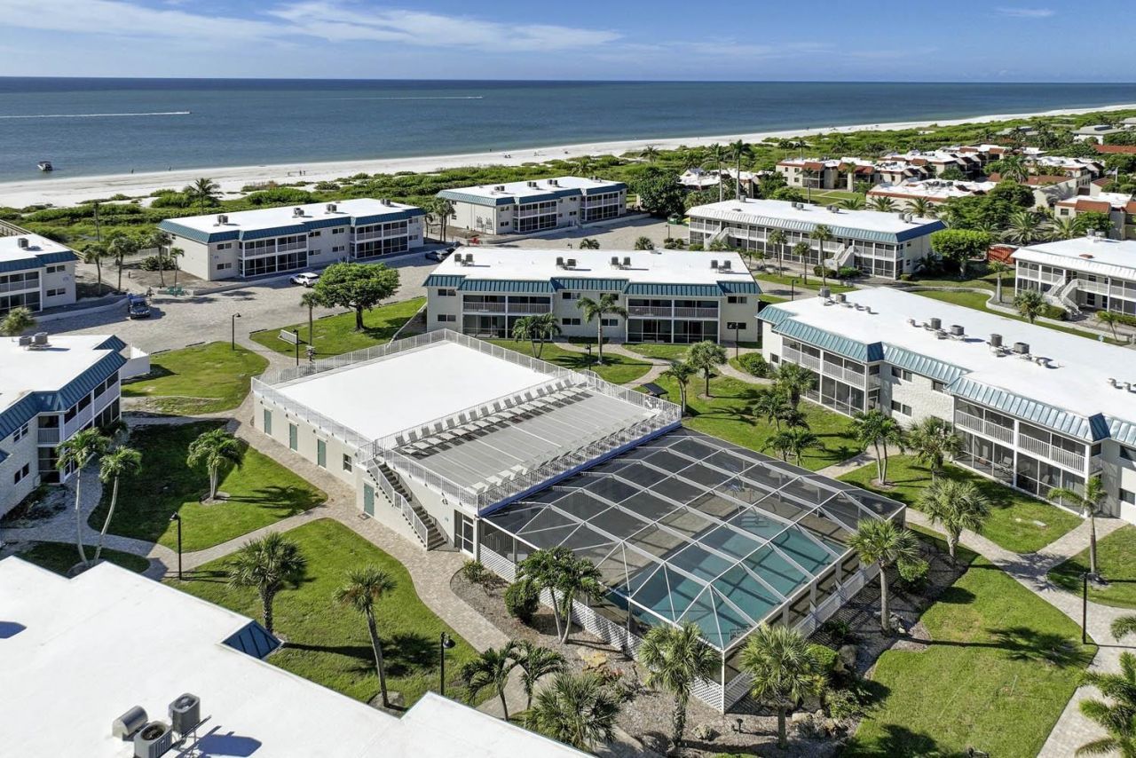 827 E Gulf Dr, Unit E4, Sanibel, FL 33957 Photo