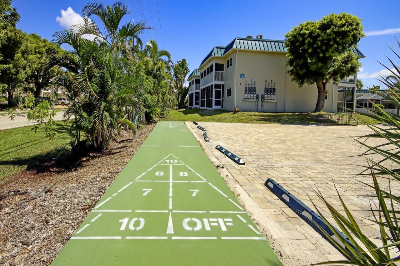 827 E Gulf Dr, Unit E4, Sanibel, FL 33957 Photo