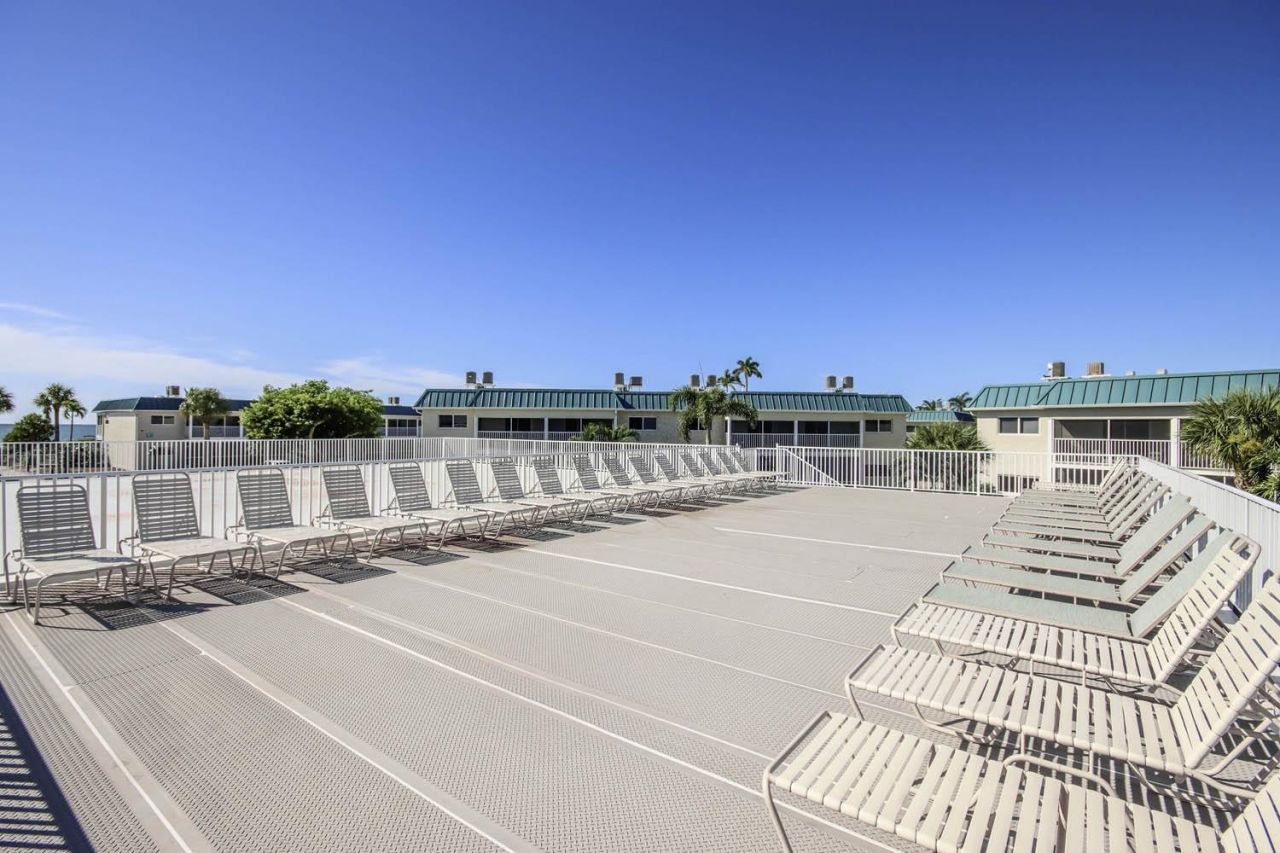 827 E Gulf Dr, Unit E4, Sanibel, FL 33957 Photo