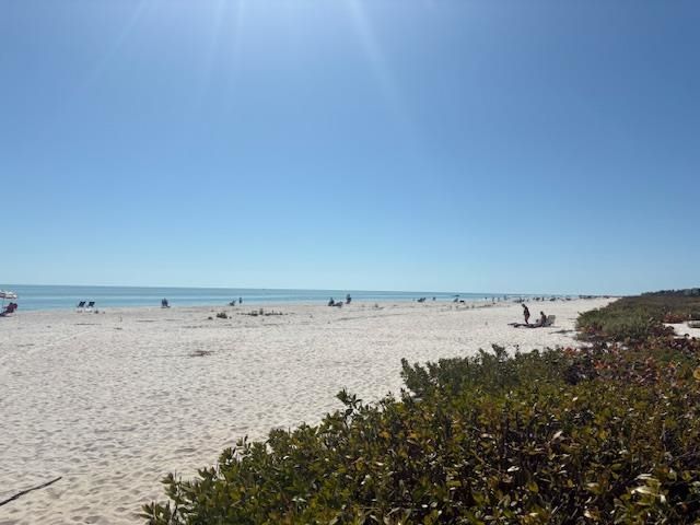 827 E Gulf Dr, Unit E4, Sanibel, FL 33957 Photo