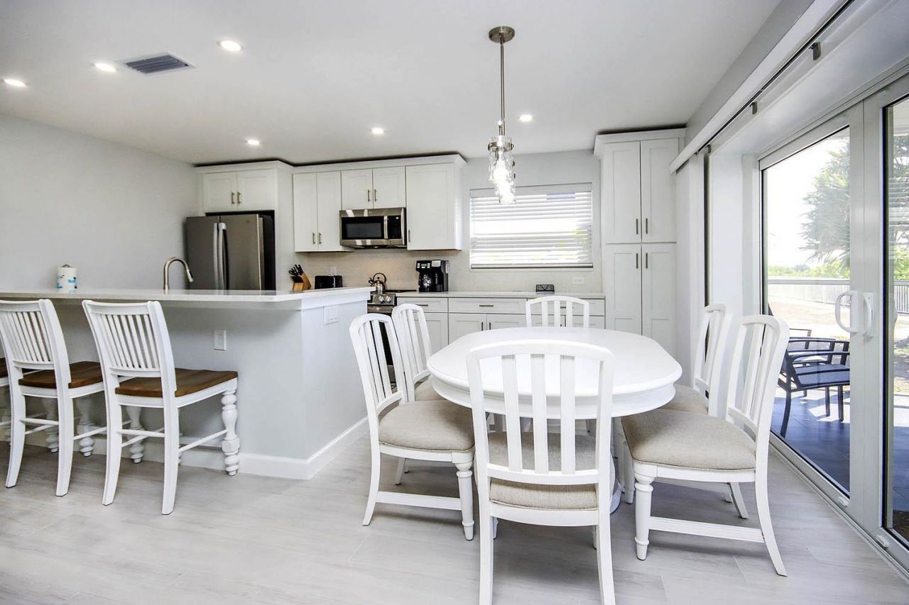 827 E Gulf Dr, Unit E4, Sanibel, FL 33957 Photo