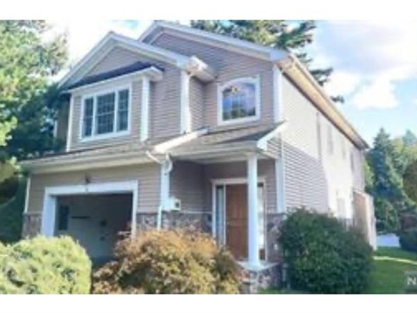18 Florence Avenue, CRESSKILL, NJ 07626