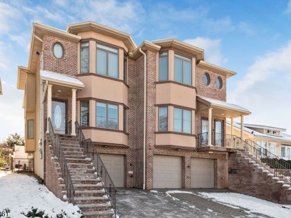 682 Greeley Ave, Fairview, NJ 07022