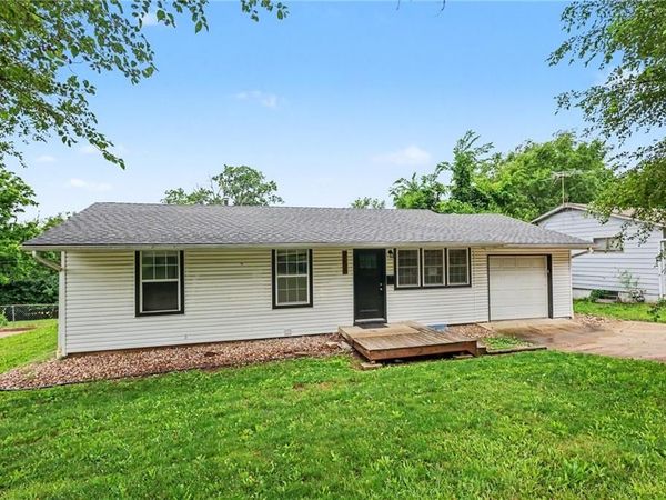 14804 Bellaire Avenue, Grandview, MO 64030