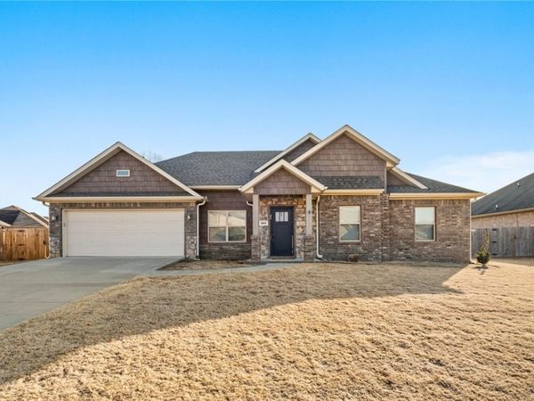 603 Chamberlain Road , Prairie Grove, AR 72753
