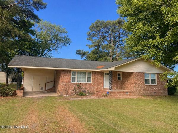 2042 Pinetops-Crisp Road, Pinetops, NC 27864