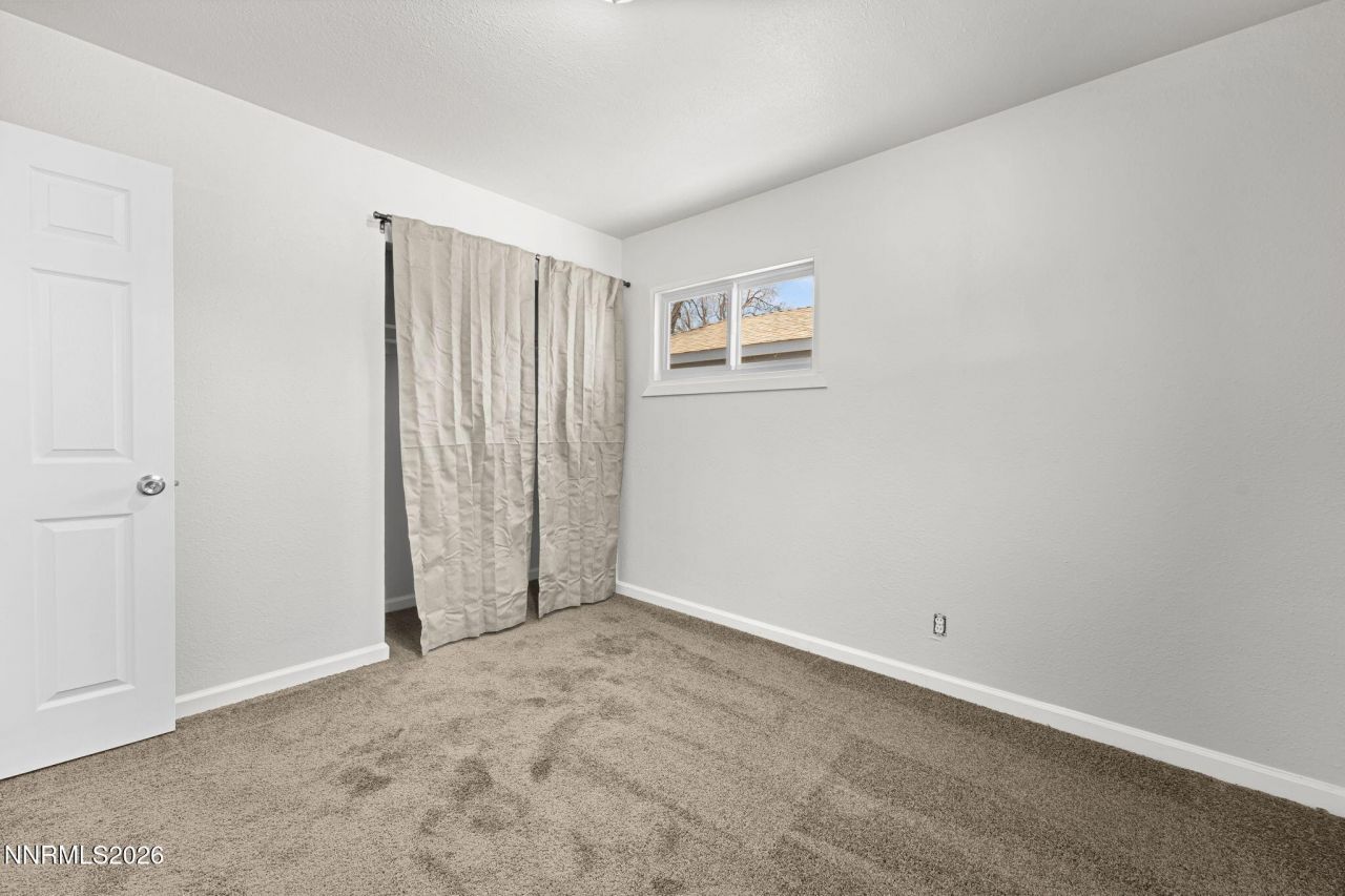 14 E Greenbrae Drive, Sparks, NV 89431 Photo