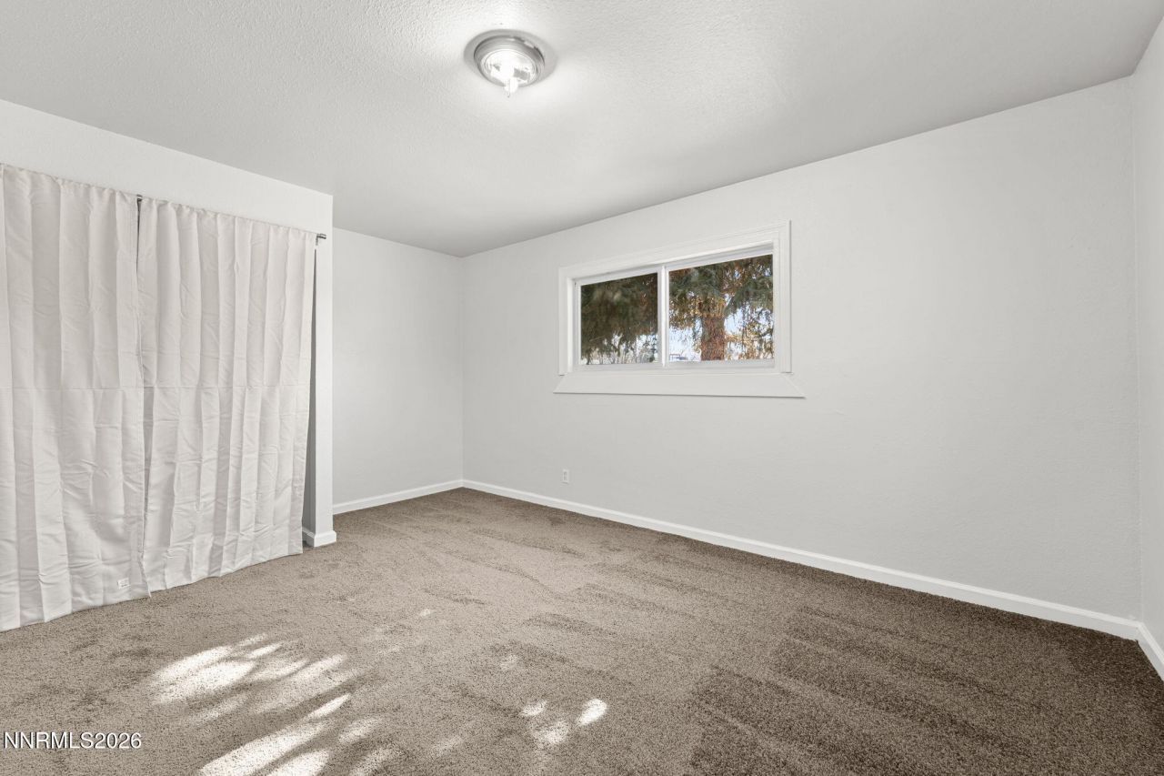 14 E Greenbrae Drive, Sparks, NV 89431 Photo