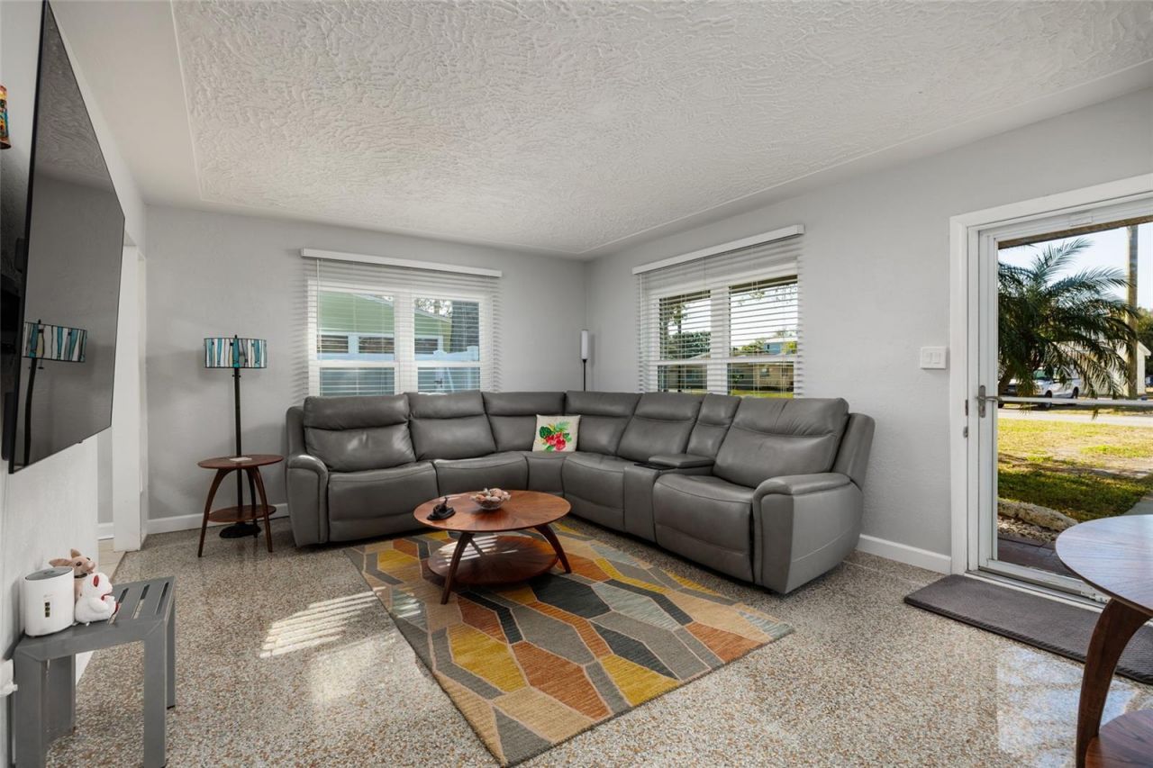 7201 Grevilla Avenue S, South Pasadena, FL 33707 Photo