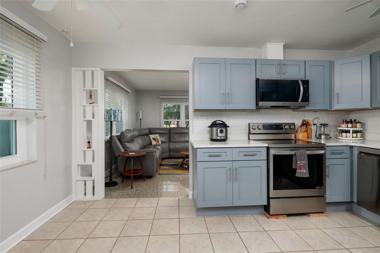 7201 Grevilla Avenue S, South Pasadena, FL 33707 Photo