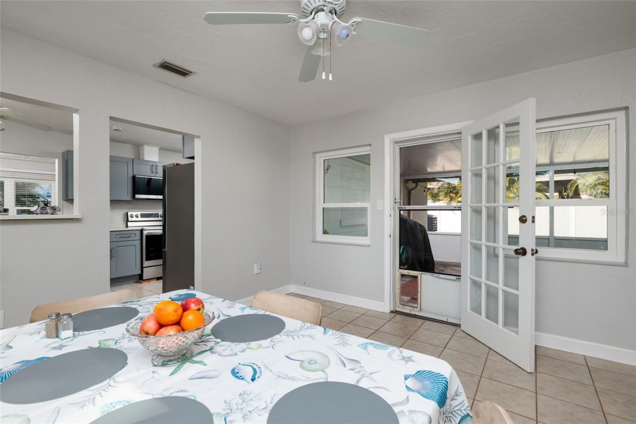 7201 Grevilla Avenue S, South Pasadena, FL 33707 Photo