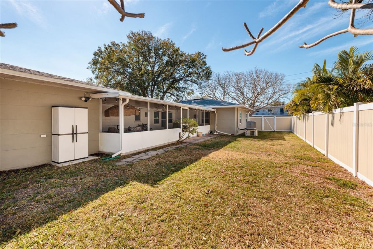 7201 Grevilla Avenue S, South Pasadena, FL 33707 Photo