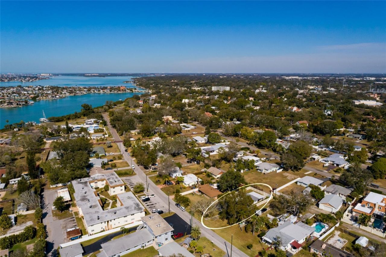 7201 Grevilla Avenue S, South Pasadena, FL 33707 Photo