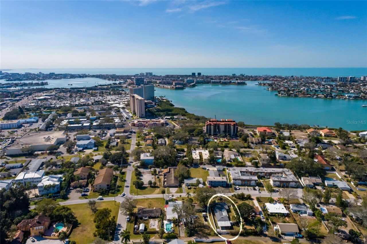 7201 Grevilla Avenue S, South Pasadena, FL 33707 Photo