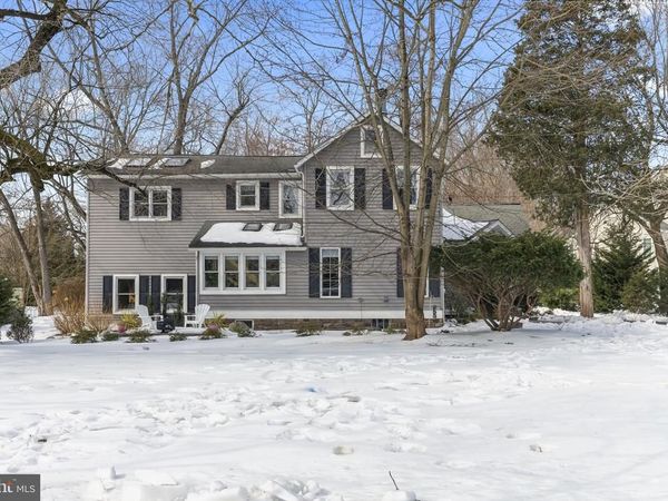 611 NEW ALBANY ROAD, MOORESTOWN, NJ 08057