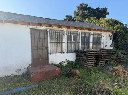 9941 D St, Oakland, CA 94603 Photo