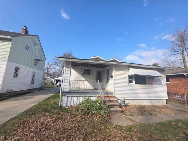 20632 Woodstock Avenue, Fairview Park, OH 44126