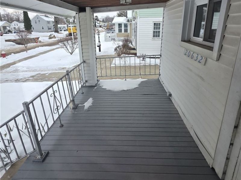 20632 Woodstock Avenue, Fairview Park, OH 44126 Photo 6