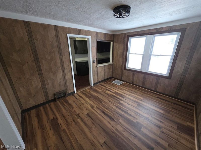 20632 Woodstock Avenue, Fairview Park, OH 44126 Photo 7