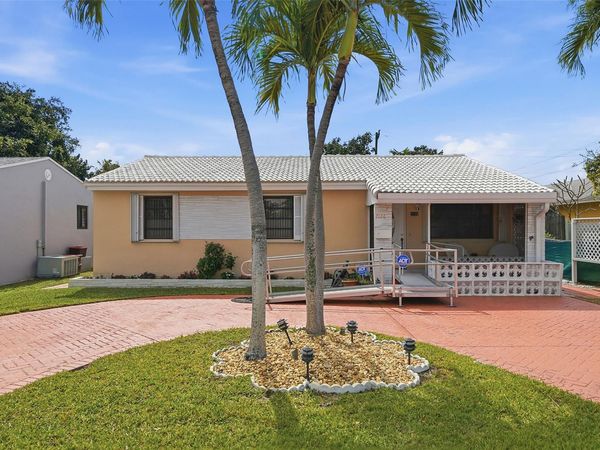 2126 Taft Street, Hollywood, FL 33020