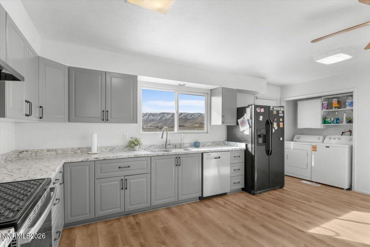 10160 Manassas Drive, Reno, NV 89508 Photo