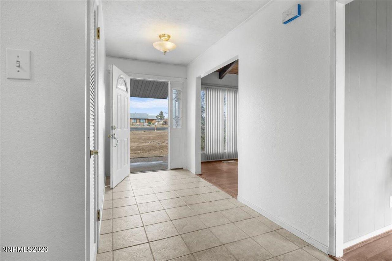 10160 Manassas Drive, Reno, NV 89508 Photo