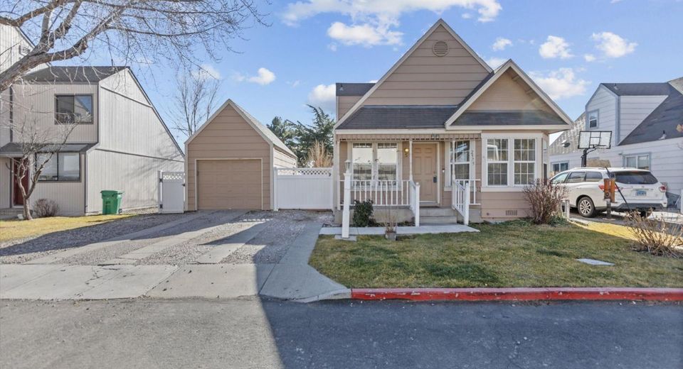 2575 Garfield Drive, Sparks, NV 89431 Photo
