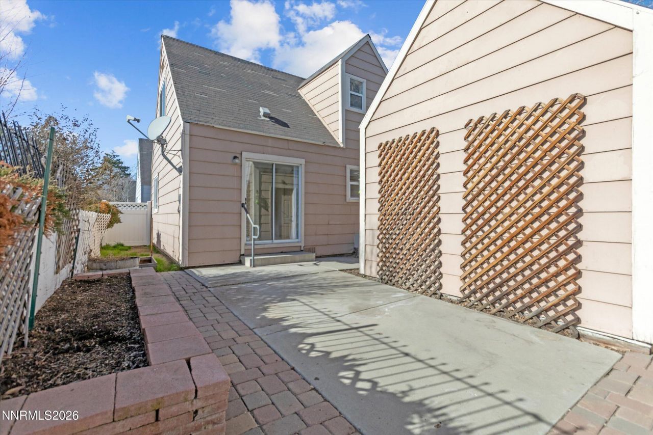 2575 Garfield Drive, Sparks, NV 89431 Photo