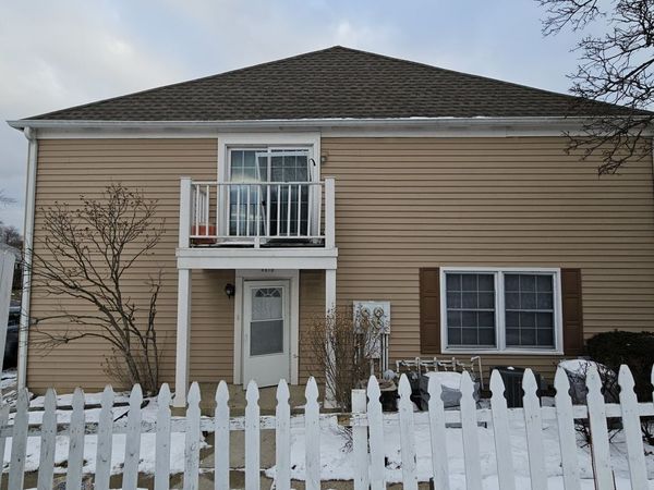 461 James Court, Unit D, Glendale Heights, IL 60139