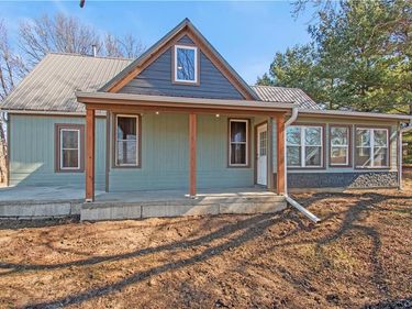 1211 Broad Street, Waverly, MO 64096