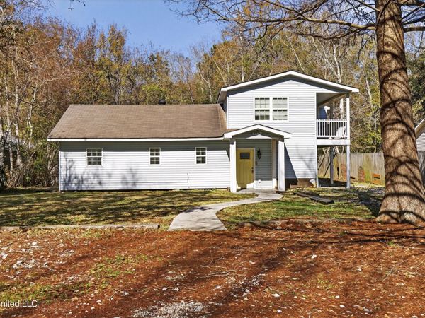 4476 Pierce Road, D'Iberville, MS 39540