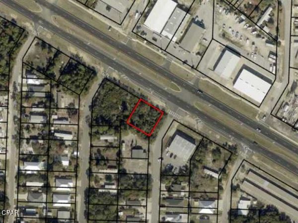 351 Twin Lakes Drive, Panama City Beach, FL 32413