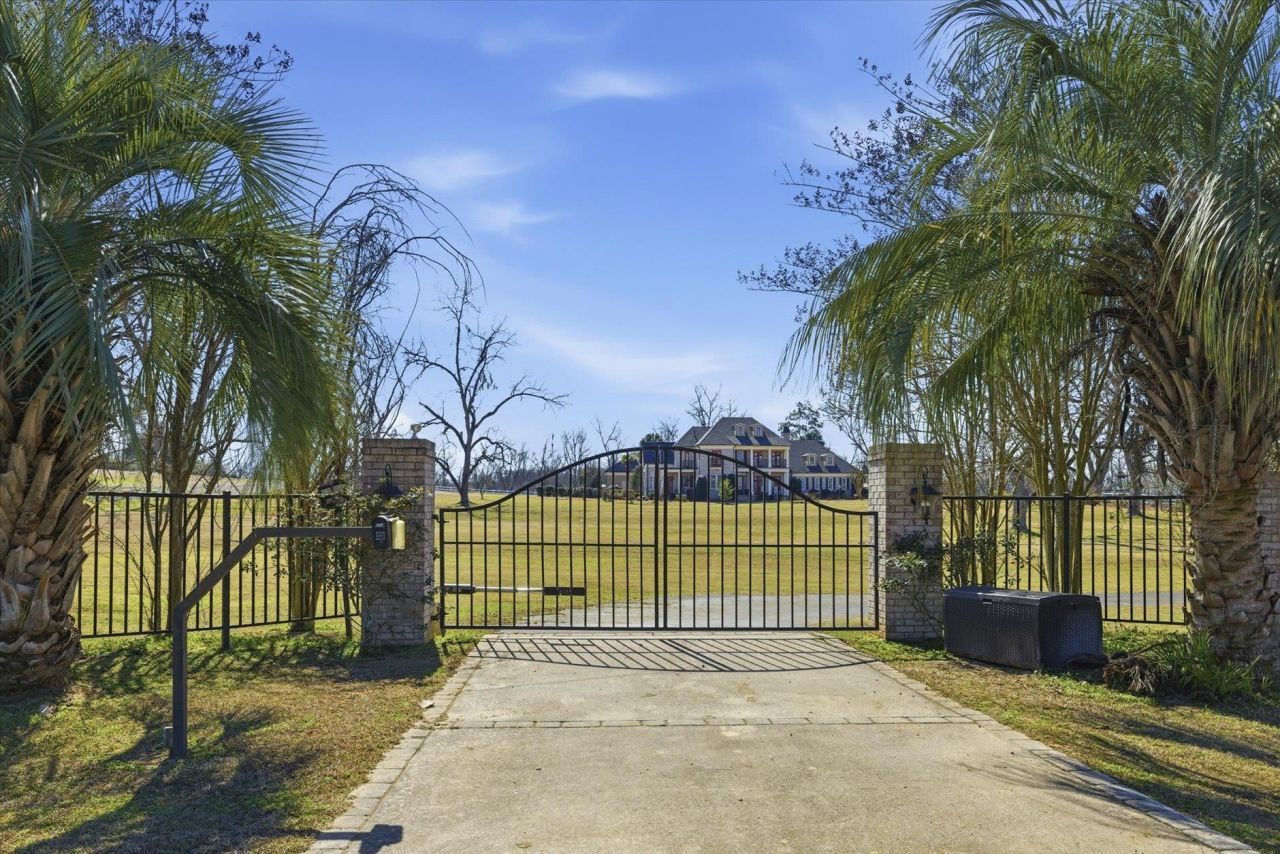 221 Kiley Drive, Monticello, FL 32344 Photo